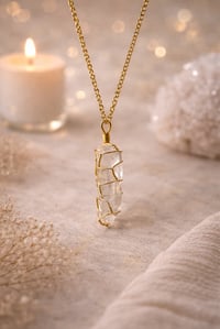 Quartz wrapped necklace 
