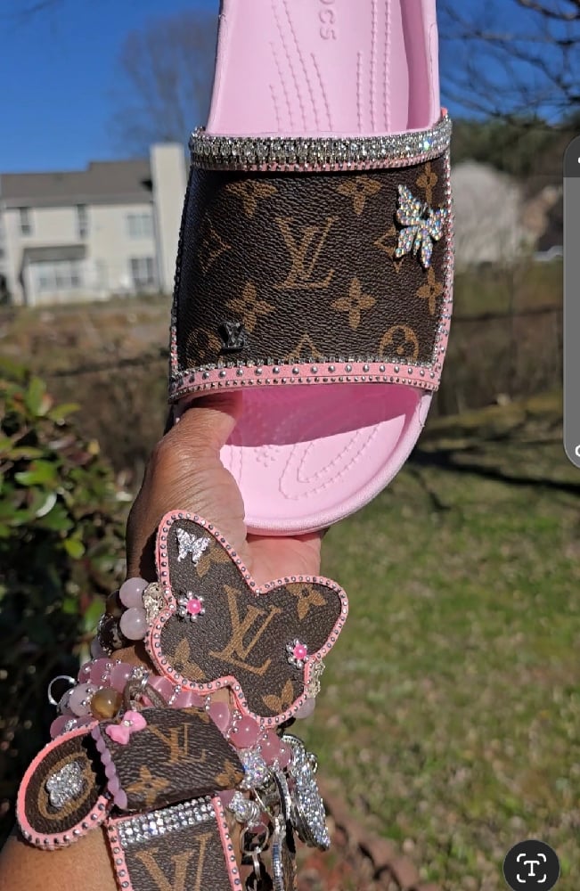 Image of Pink slides with matching 5stack