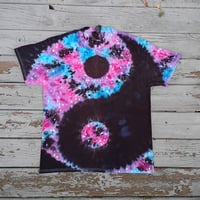 Image 2 of 2 yin yangs Leigha