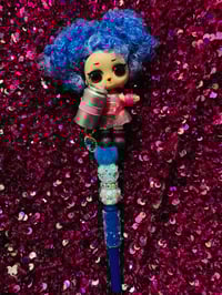 Image 4 of Classy Dolls Pen