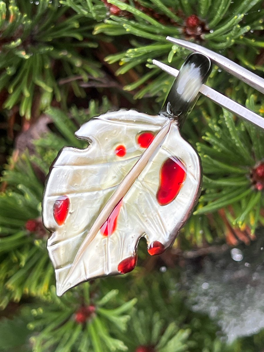 Image of Bloody Leaf Pendant