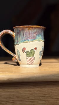 Image 3 of Planter Mug 05