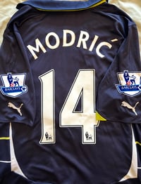 Image 1 of Tottenham Hotspur “MODRIĆ 14” 2010/11 Third Shirt + PL patches (L)