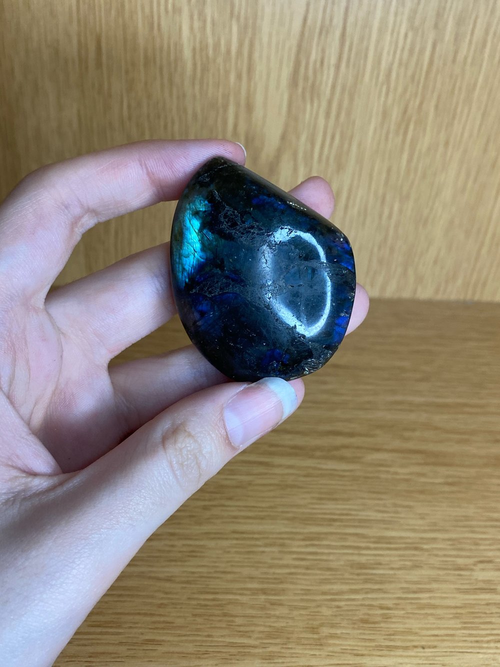 Labradorite palm stone 