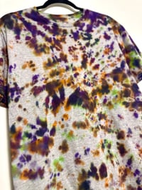 Image 1 of MEDIUM - TRICK OR TREAT TEE 