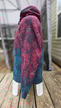 Image 9 of Floral Flukes