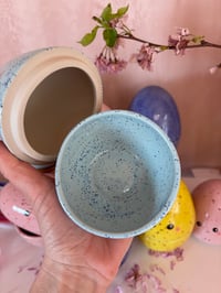Image 2 of Mini egg pot blue 
