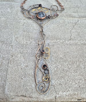 Bullet cussings flowers necklace 