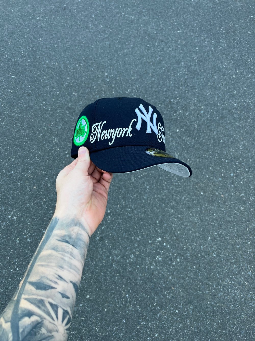 Image of  NAVY YANKEES “ I <3 NEW YORK “  CUSTOM FITTED CAP