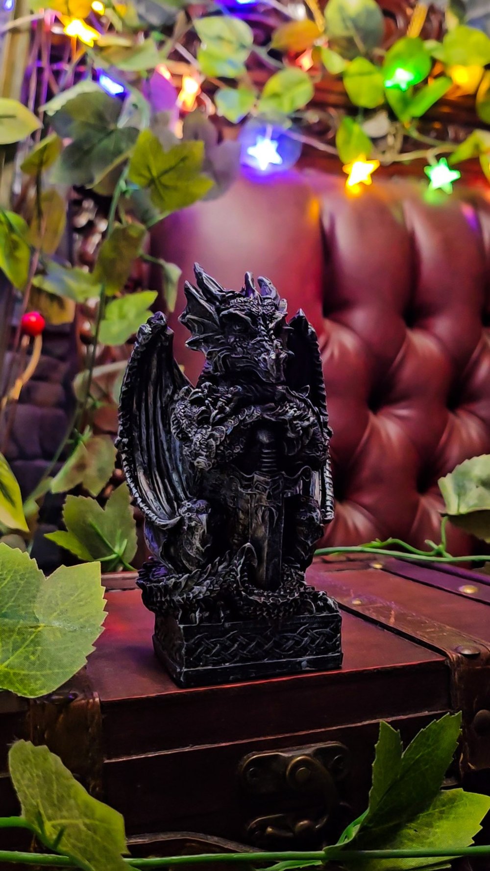 👑The Armored Kingdom Draconian Sword Guardian of the Realm Dragon Statue 