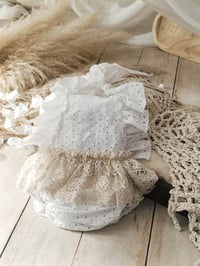 Image 1 of Photo prop | Boho baby outfit | Bianca | age 9-12 months | sitter baby body-dress | white