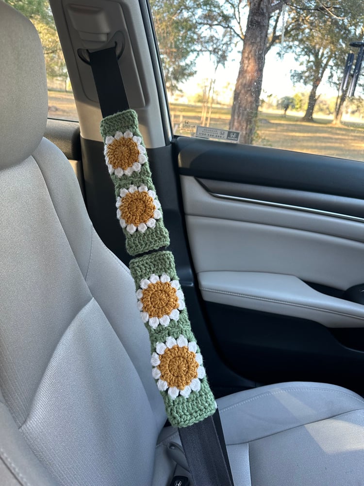 Image of Daisy Seat Belt Covers Set