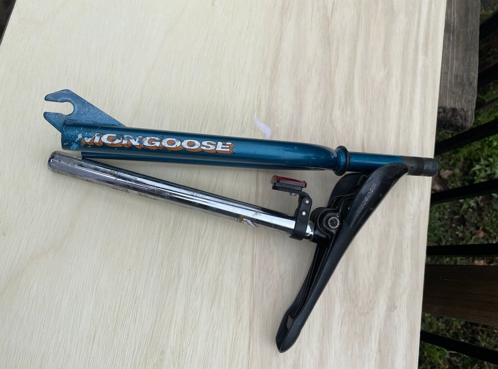 1993 Mongoose Expert bike frame