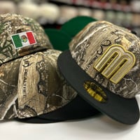 Image 2 of New Era 59Fifty RealTree Black Metallic Gold Silver