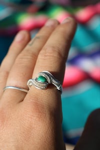 Image 4 of Sterling Size 9 Malachite Woven Ring