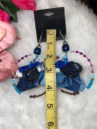 Image 4 of Medium hoop denim with flavor 