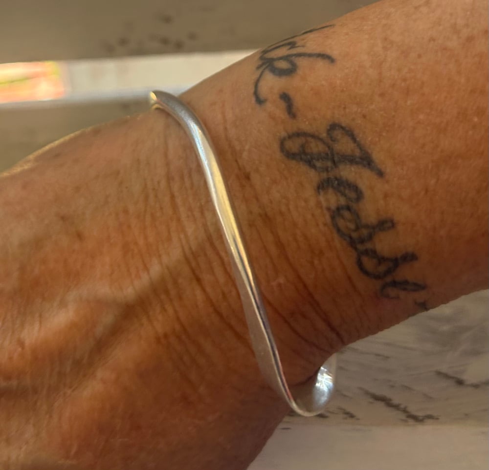 Image of Sterling Oval Bangle 