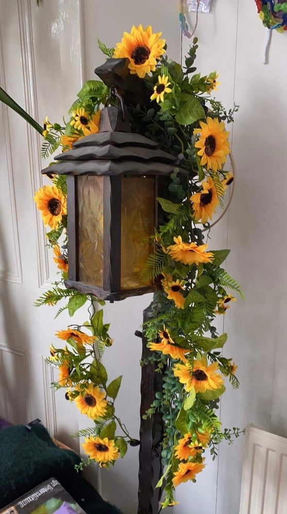 Image of Sunflower garland 