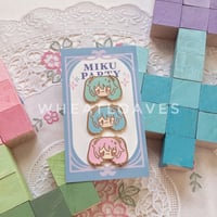 Image 2 of Miku Party Enamel Pins