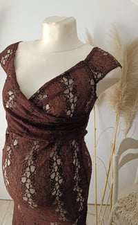 Image 3 of Brown maternity gown for photoshoot | Caroline | size M | chocolate brown | lace| photo props