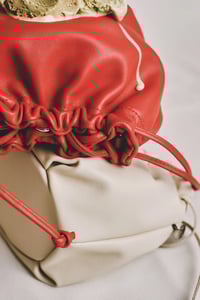 Image 8 of Bombonera Roja ZUBI