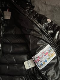Image 3 of M shiny puffer jacket🖤✨