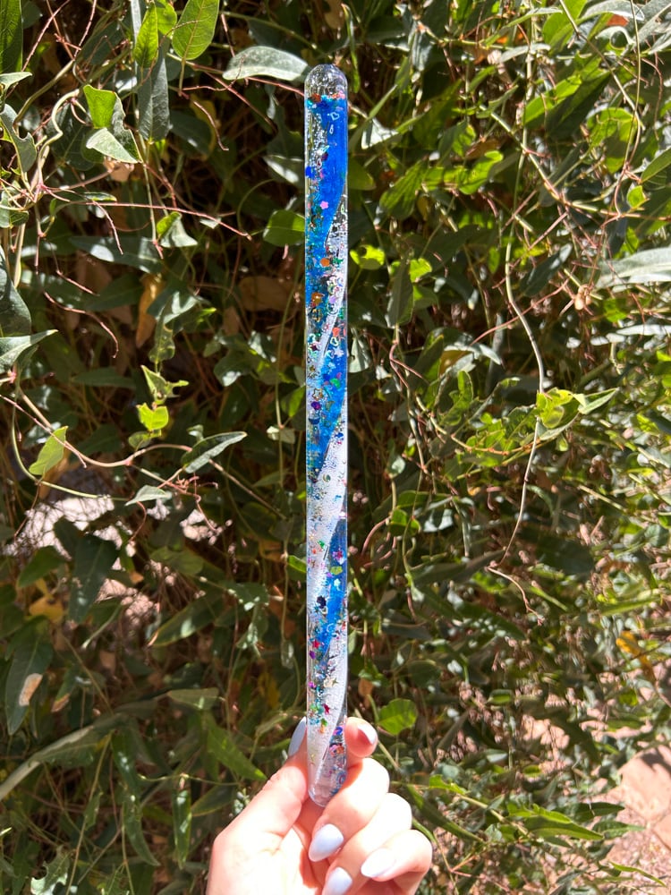 Image of Blue and White Spiral Jumbo Wand