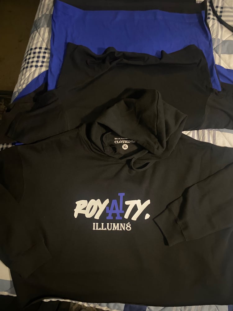 Image of Royalty illumn8 crop hoodie 