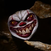 Image 5 of Pennywise, Glow in the dark eyes, Swappable Phone Grip/Socket for smartphones 