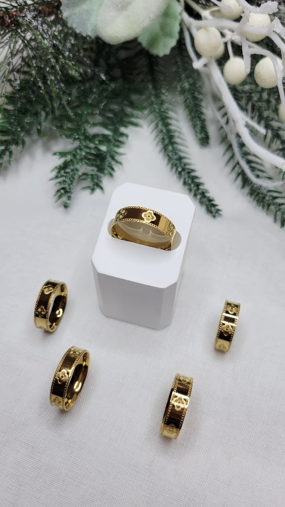 Image of Four Leaf Clover Ring