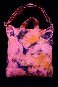 Image of Tote Bag, Coral "Magmatic Earthquake" Pattern