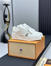 Image 4 of Lou Men’s Trainers - White