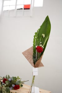 Image 3 of Rosa de Sant Jordi - La diferent 