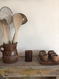 Image 2 of Pichet en terre à anses