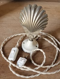 Image 5 of La lampe coquille 