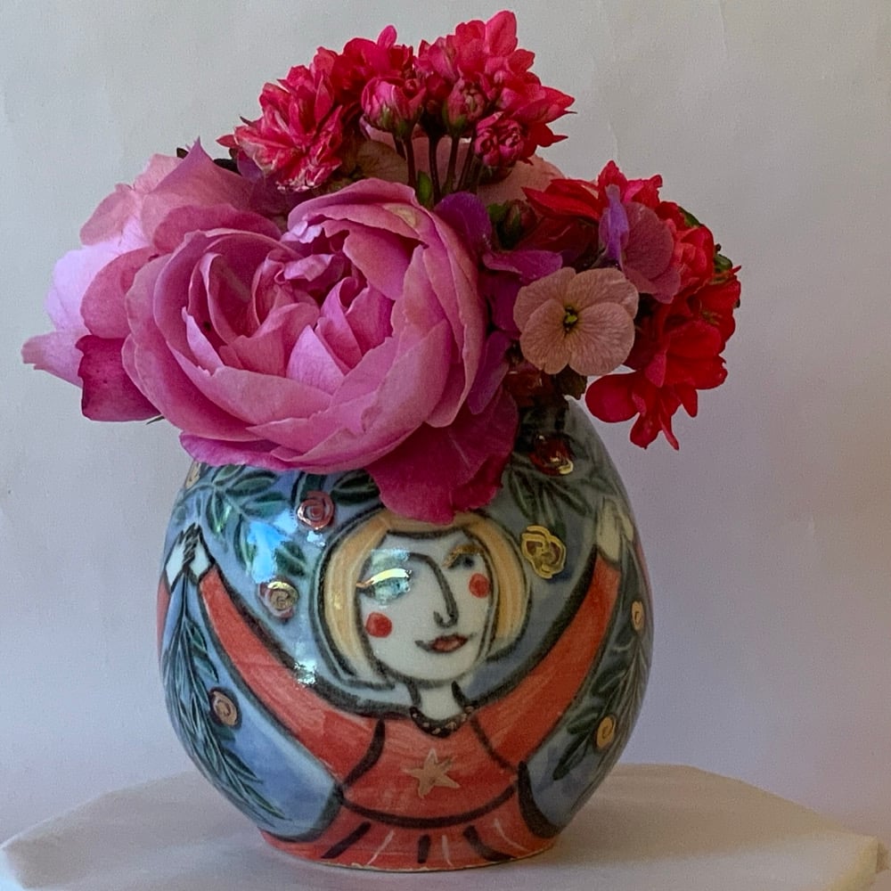 Image of Fairytales vase , Rose garden dance. 