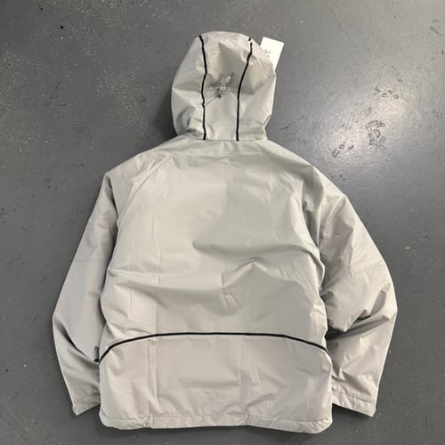 Image of BNWT AW 23 Palace Gore-Tex windstopper jacket, size medium