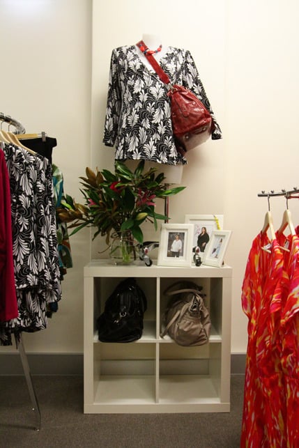 Image of Wrap top - Black & white modern print