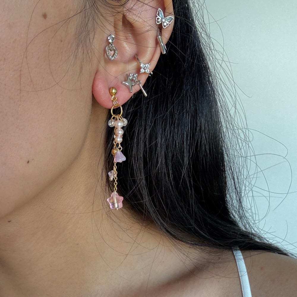 Image of Pink Petals Earrings