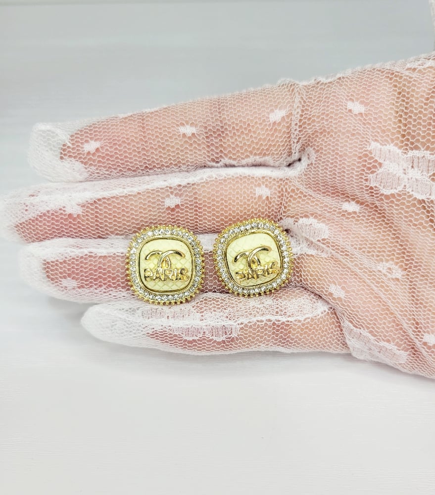 Image of Paris Stud Earrings 