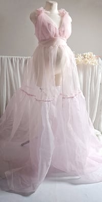 Image 2 of Baby pink phoshoot dress Rosie | size M | baby pink