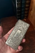Superbe boîte plaqué argent, décor celtique, ancienne boîte à rasoir, velours violet, 1910.