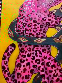 Image 5 of Leopard v Snake