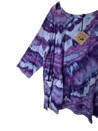 Image 7 of L 100% Cotton Forager Top in Purple Haze Agate Ice Dye