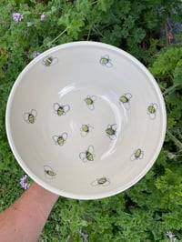 Image 8 of Large Bee Decorated Bowl
