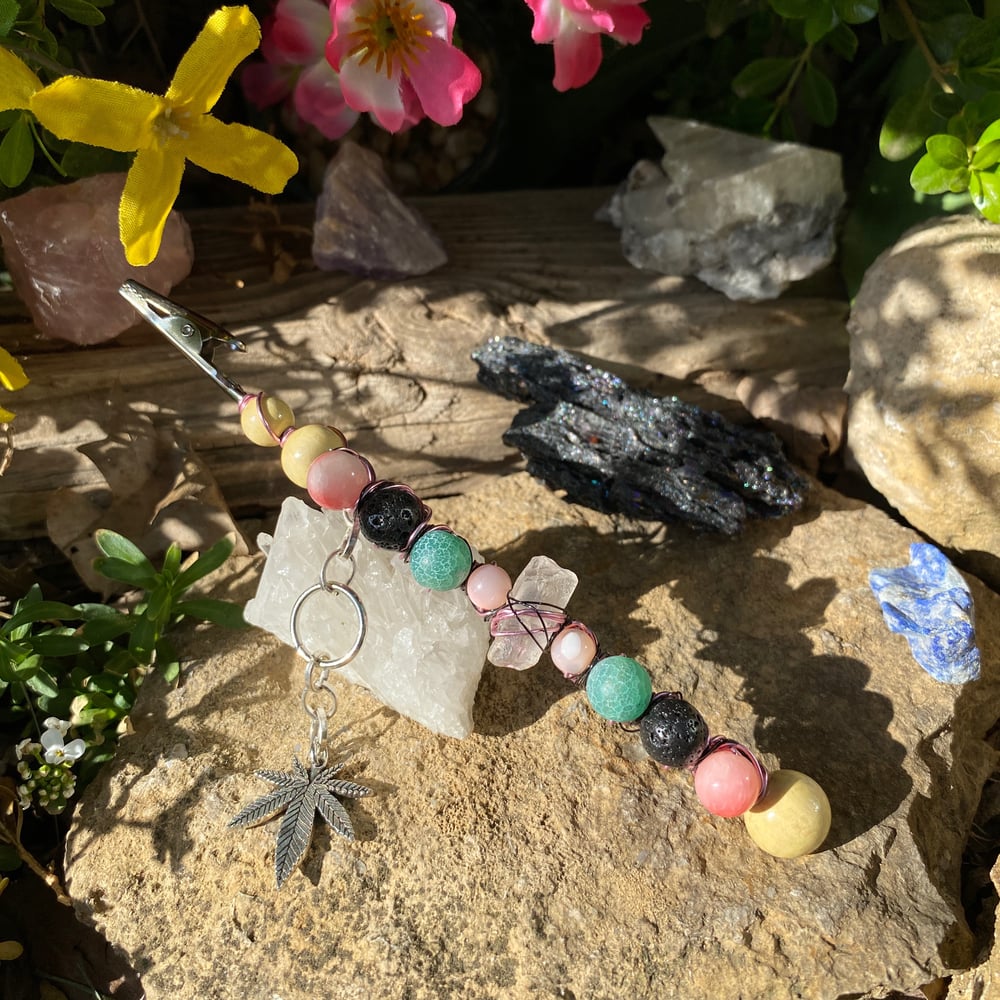 Image of pink seaweed roach clip