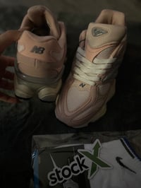 Image 2 of NB pink🌸