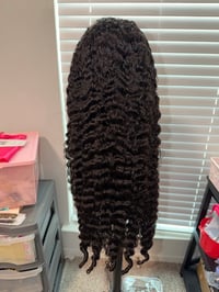 Image 1 of 28 inch Burmese curly wig 