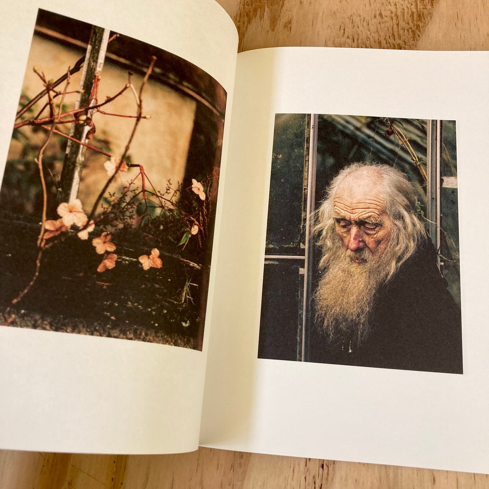 Robbie Lawrence - A Voice Above The Linn | Photobook Junkies