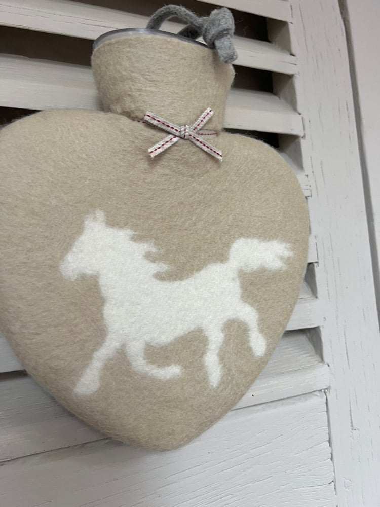 Image of Bouillotte forme Cœur Laine Mérinos : Cheval